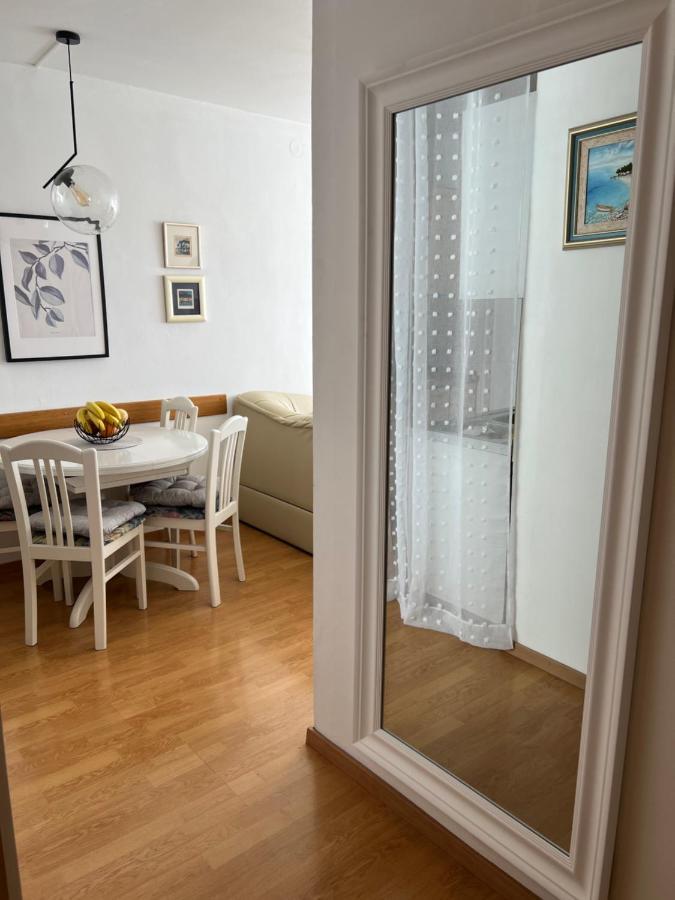 Center Twiggy Apartma